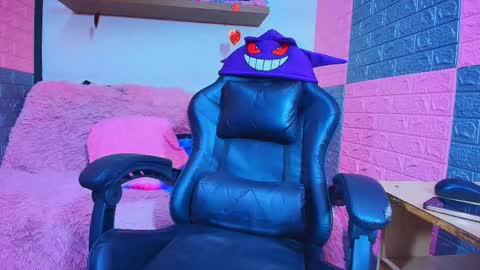 Hotcakes online show from May 12, 2:53 am
