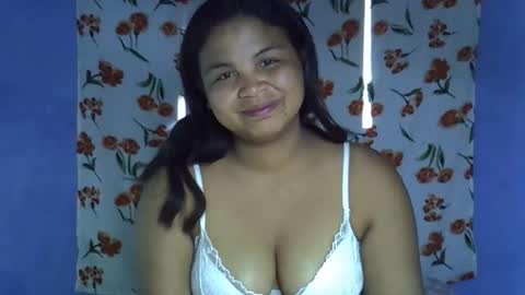 hotcelici online show from November 10, 8:20 am