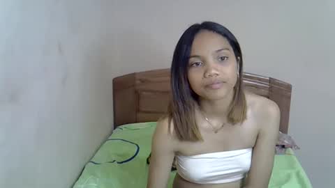 hotfabi01 online show from October 4, 6:19 am