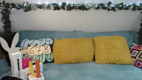 hotgirlkarina online show from May 16, 4:59 am
