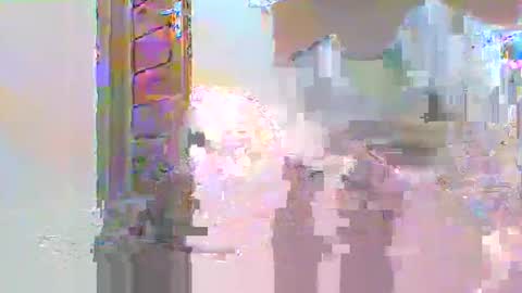 Queen online show from January 23, 3:43 pm