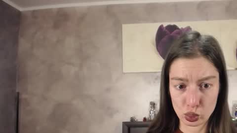 Lia   online show from December 15, 3:50 pm