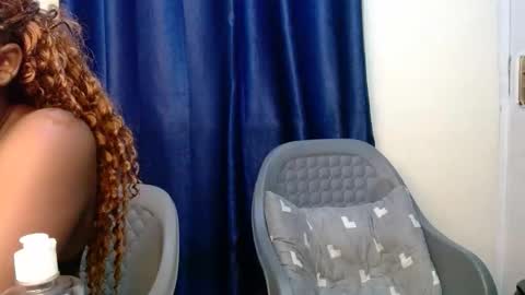 Lindahcyn online show from April 3, 3:21 pm