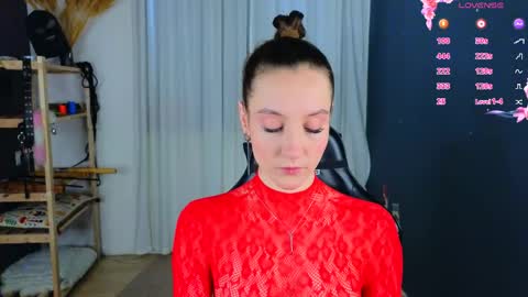 Allison  online show from May 5, 3:37 pm