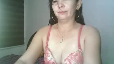 hotmamajen4u online show from May 11, 12:29 pm