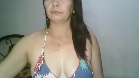 hotmamajen4u online show from May 19, 2:18 am