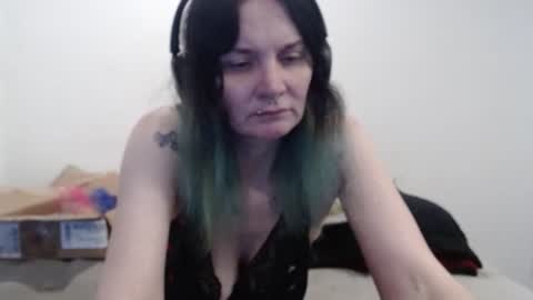 hotmodel1984 online show from March 27, 3:57 pm