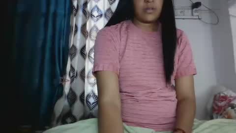 lola online show from February 19, 6:24 am