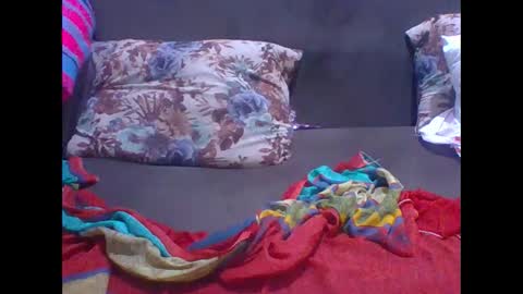 hotrinnah online show from December 17, 4:55 pm