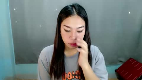 jelaigrande  online show from February 20, 12:19 am