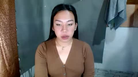 jelaigrande  online show from March 21, 6:02 pm