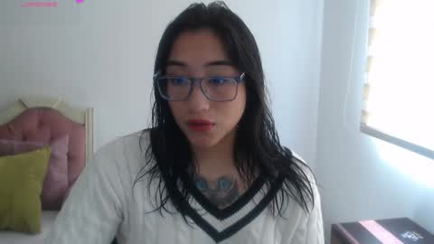 AMY online show from December 5, 4:01 pm