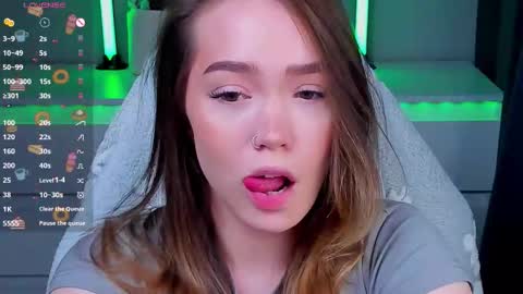 hello Im Eva online show from February 28, 6:18 pm