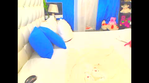 THEONE online show from January 14, 1:05 pm