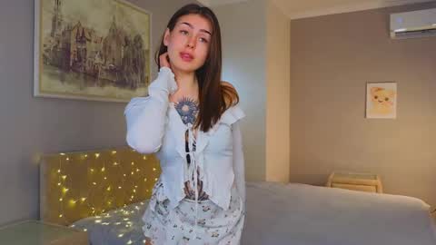 Molly HottMolly online show from April 22, 1:08 pm