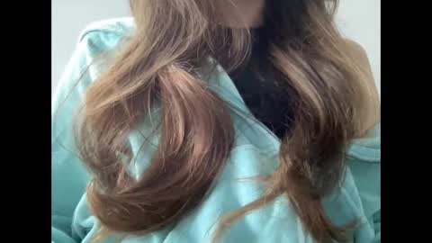 hugsandkissess online show from November 4, 8:52 am