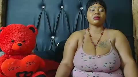 humongoustitss500929 online show from October 2, 6:24 pm