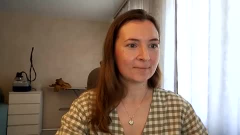 Snapshot of humpygrey chatting on September 26, 7:17 am HumpyGrey online show from September 26, 7:17 am