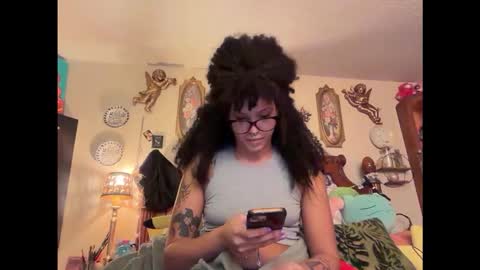 bunni girl  online show from December 18, 2:27 am