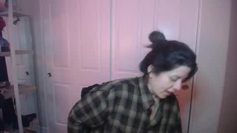 herma online show from January 18, 4:31 am