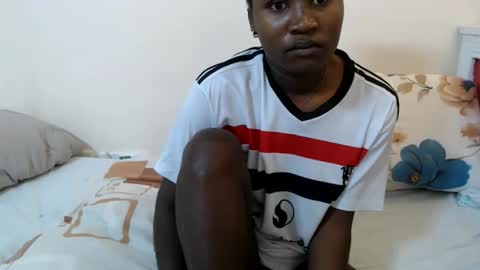 hyacinth_b online show from May 24, 8:02 am