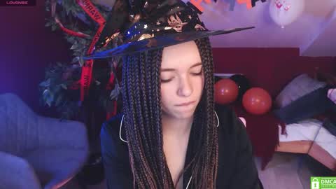 Julia online show from October 22, 9:53 pm