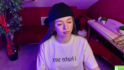 Julia online show from November 2, 9:07 pm