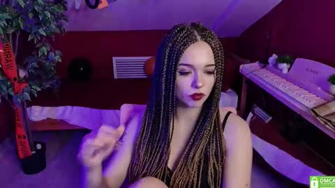 Julia online show from October 31, 9:41 pm