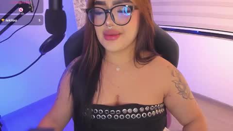 Ari online show from November 5, 1:55 am