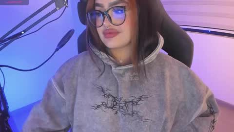 Ari online show from November 10, 2:06 am