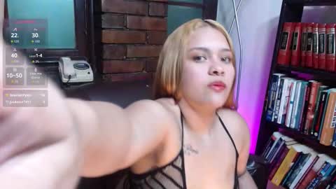 karoll online show from March 29, 7:46 pm