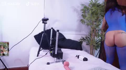 Lucy online show from November 18, 10:16 am