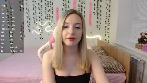 Mia nice to meet you online show from November 1, 1:59 pm