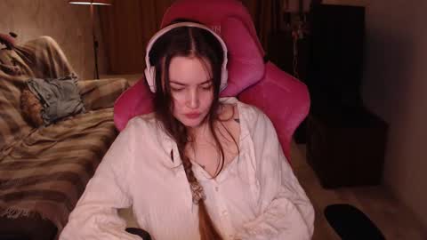 elisabeth online show from December 20, 1:00 pm