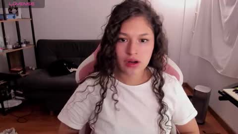 On instagram Imm  NikkiHelp me reach 100 likes online show from November 25, 1:52 am