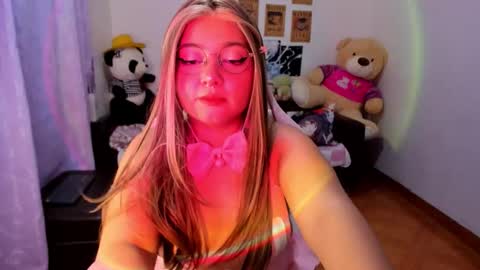 Zoe 3 online show from December 13, 11:54 pm