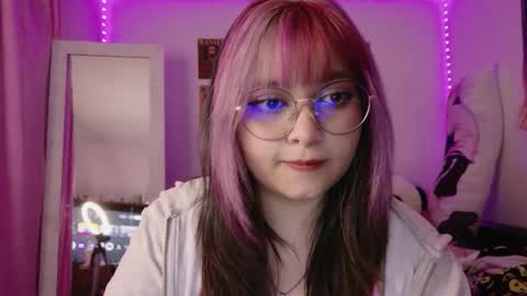 Zoe 3 online show from June 2, 2:45 am