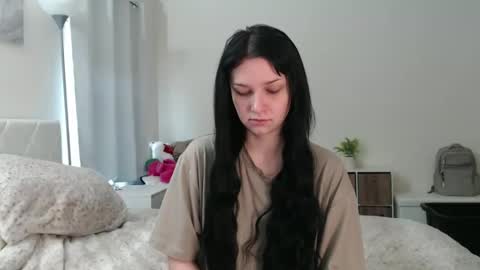 Lexi Love  online show from January 8, 4:00 pm