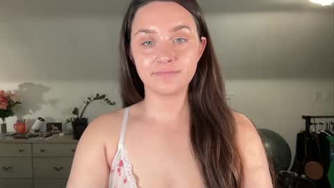 Crystal online show from May 26, 4:39 pm