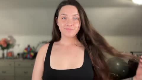 Crystal online show from April 4, 2:21 am