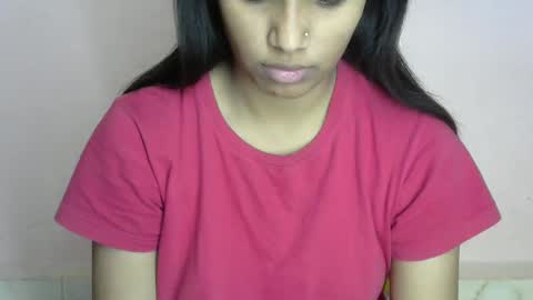 iamHotTaara online show from February 9, 3:53 am