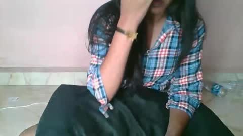 iamHotTaara online show from September 17, 5:27 am