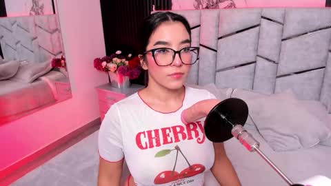 Snapshot of ibbiebennett chatting on September 15, 11:29 am Ibbie Bennett online show from September 15, 11:29 am