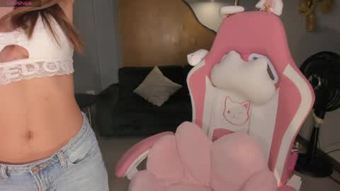 Ibiza  online show from March 12, 12:41 pm