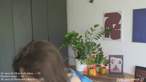 Belle online show from May 17, 10:47 am