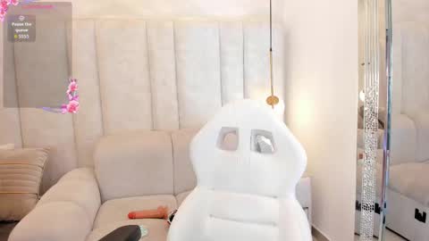 Naty  online show from March 12, 10:12 pm