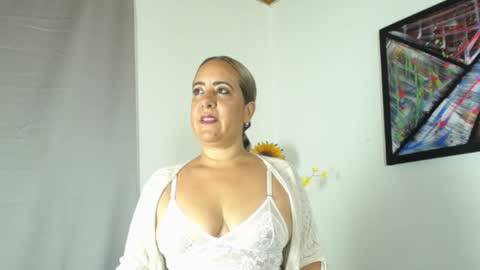  Livana  online show from December 21, 4:25 pm