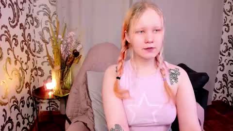 Annie online show from November 16, 3:19 am