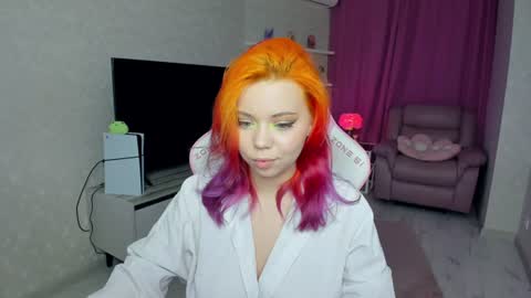 Roxy online show from June 29, 6:18 pm