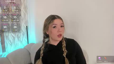 DAHLIA online show from December 22, 8:12 pm